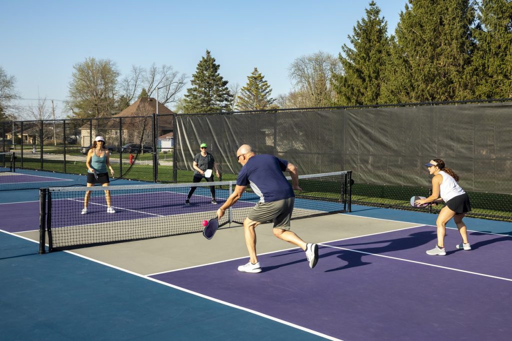 why pickleball injuries happen