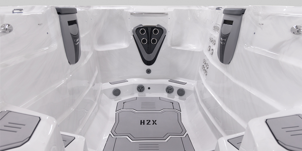 H2X Trainer 15 D Swim Spa